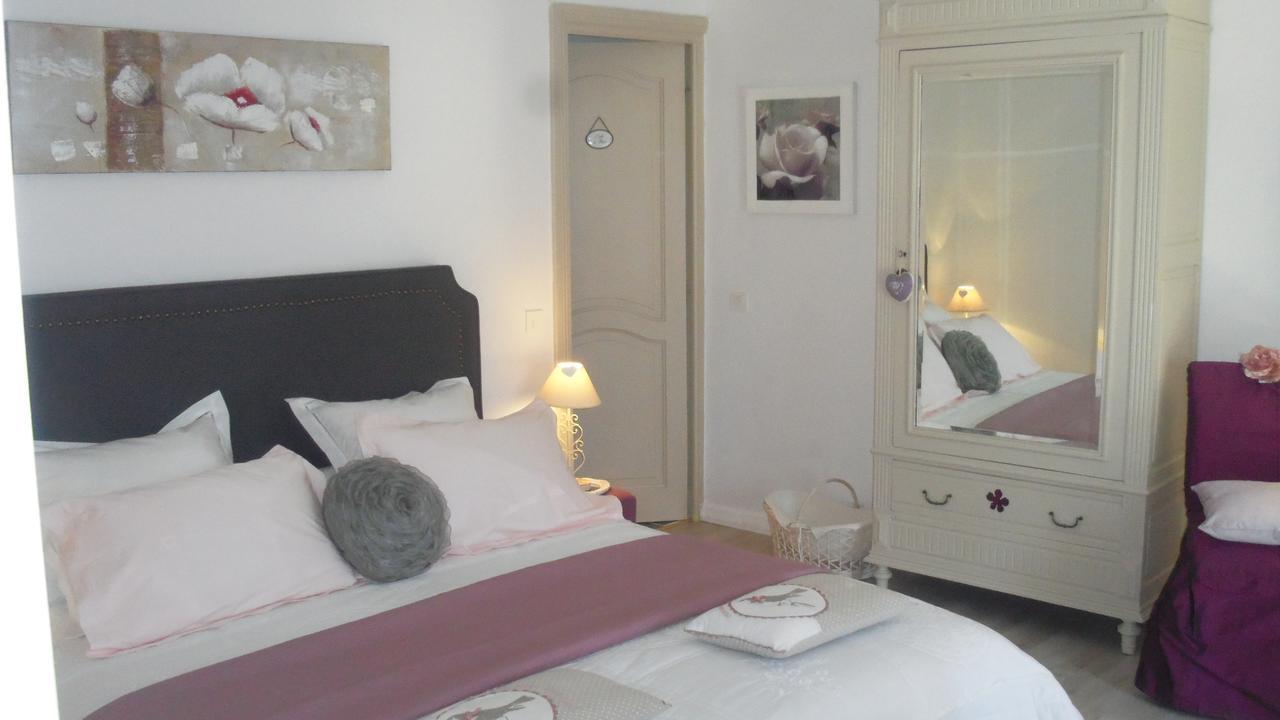 Bed and Breakfast Mas De L'Air - Maison De Charme Noves Екстер'єр фото